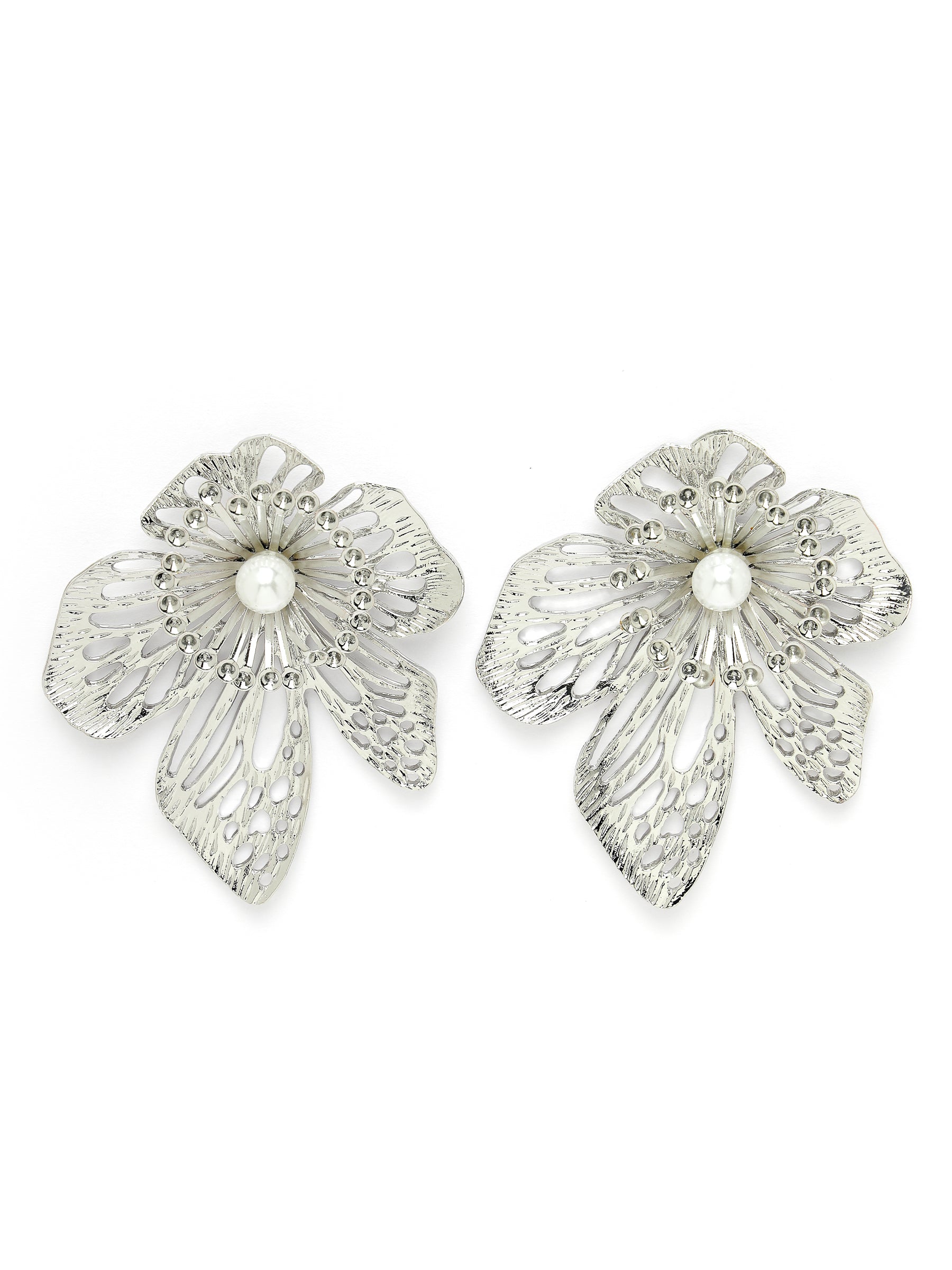 Sparkling Silver-Coloured Flower Pendant And Earrings Set