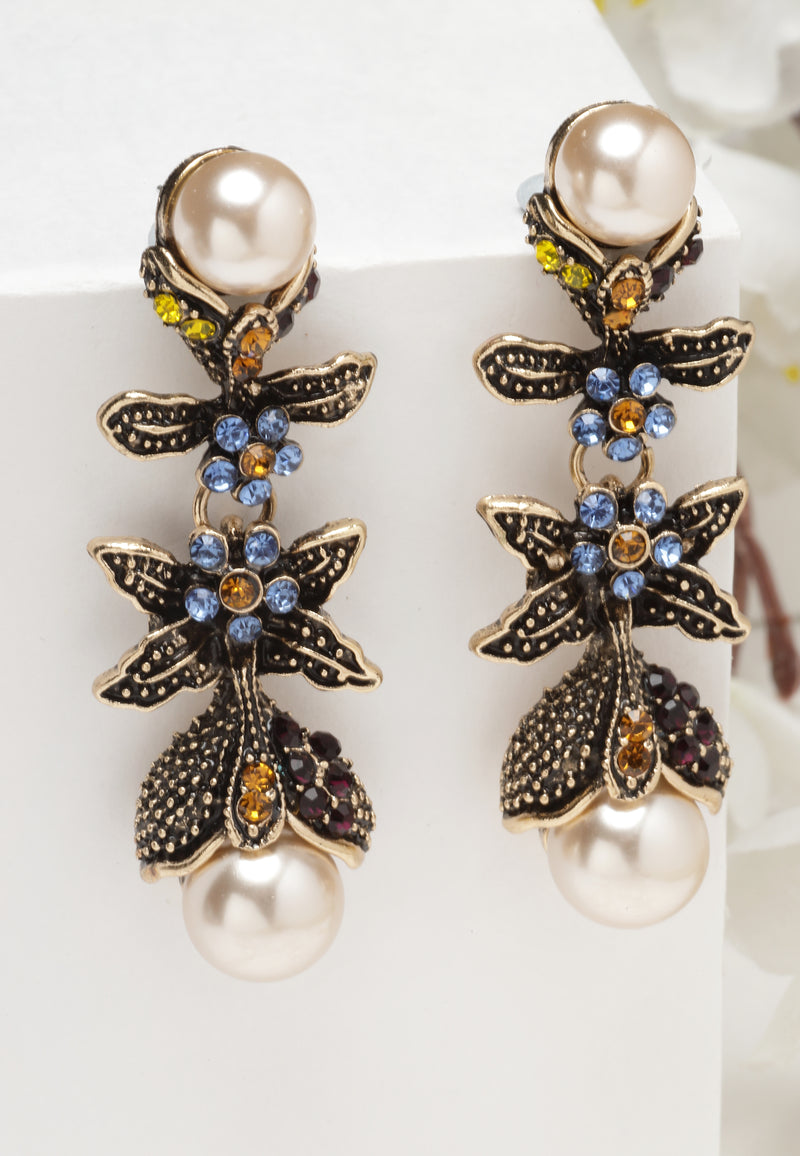 Vintage-inspirierte schwarze Perlen-Blumen-Tropfenohrringe