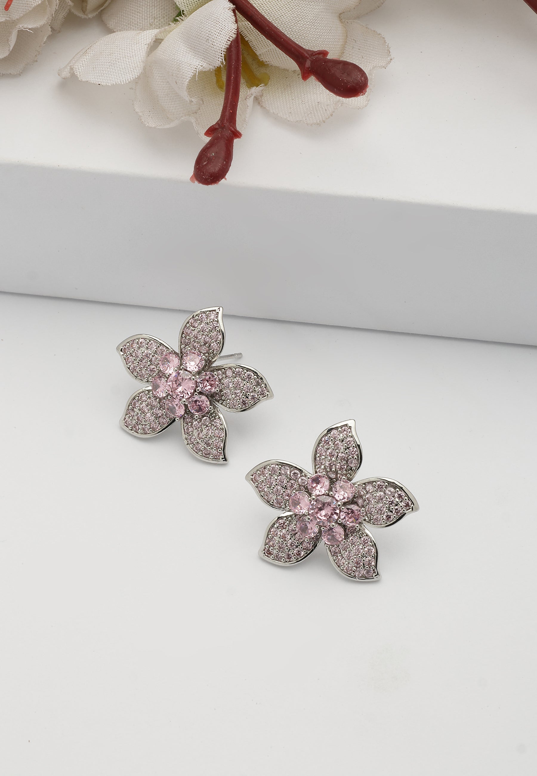 Dazzling Daisy Stud Earrings