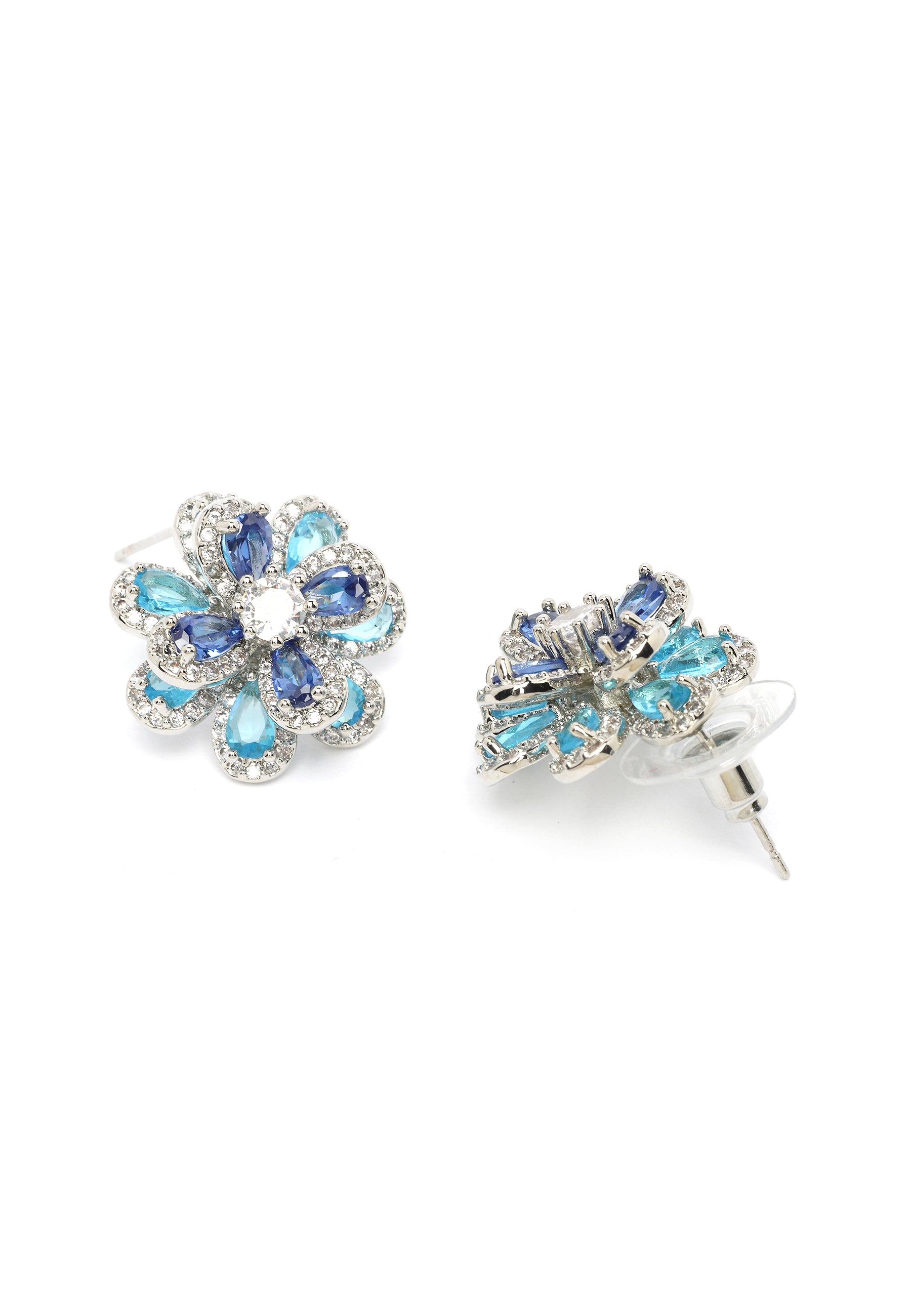 Boucles d'oreilles en stud florales épanouies