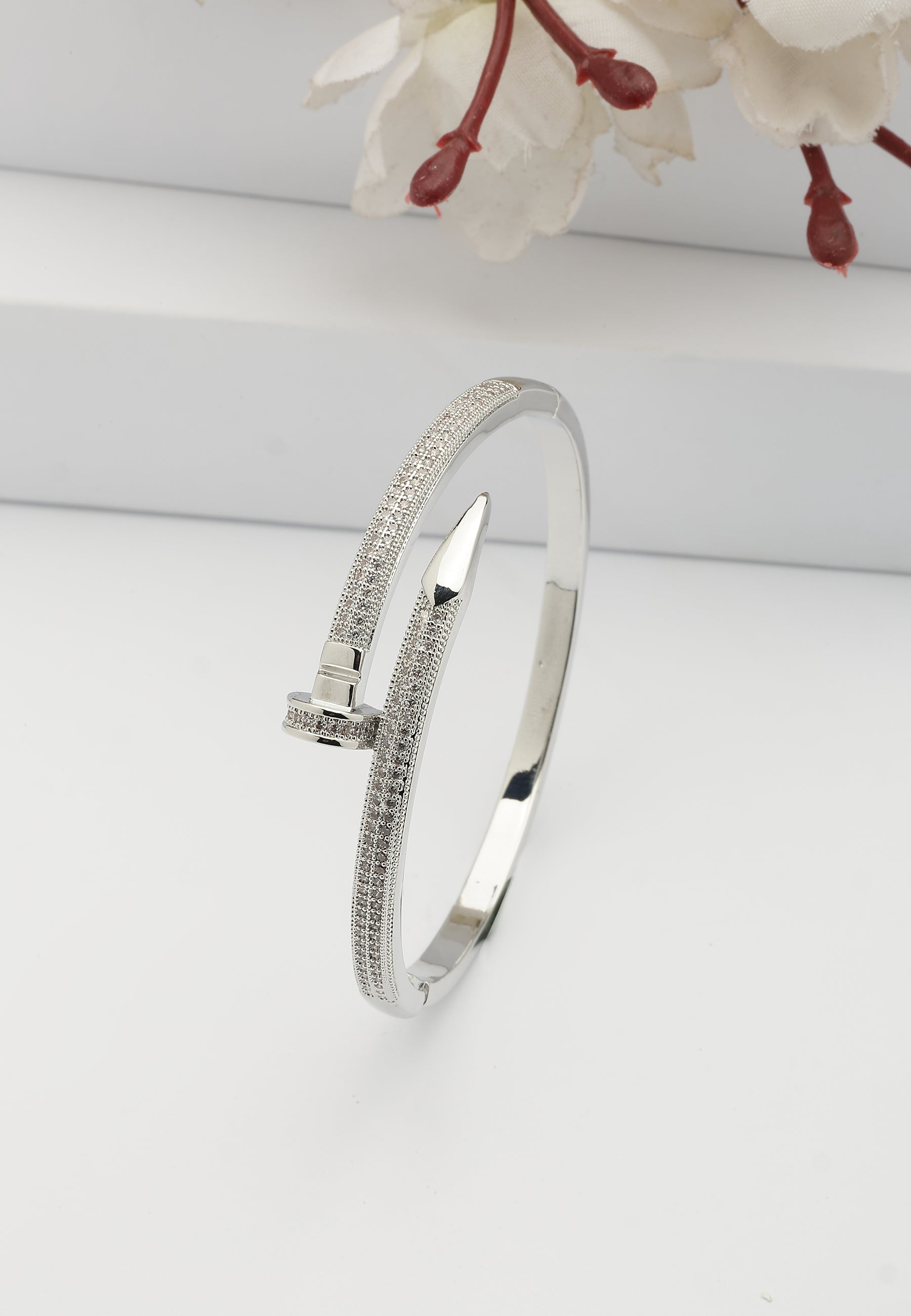 Sharp Silver Gleaming Bangle