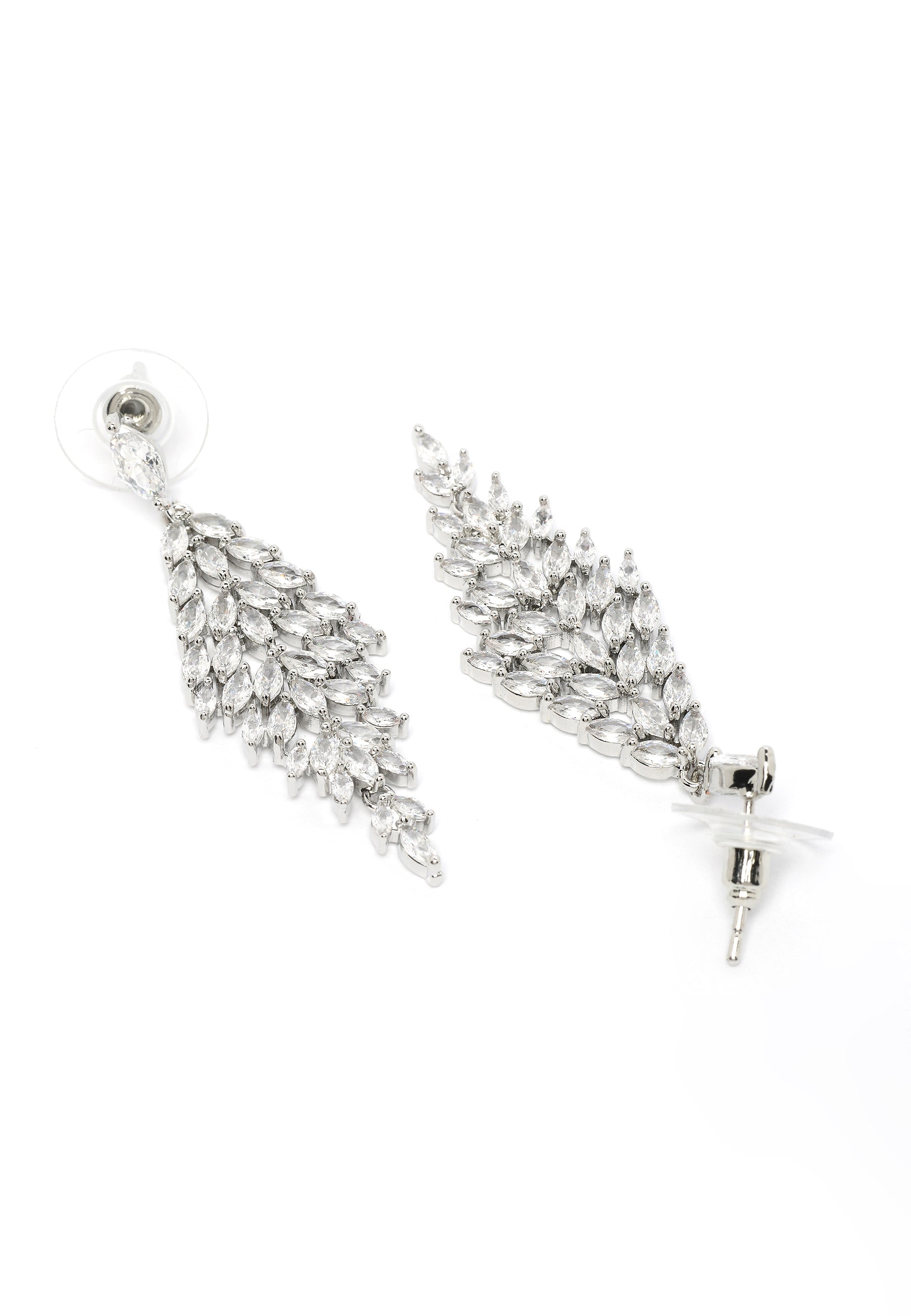 Boucles d'oreilles en goutte de rosée en diamant