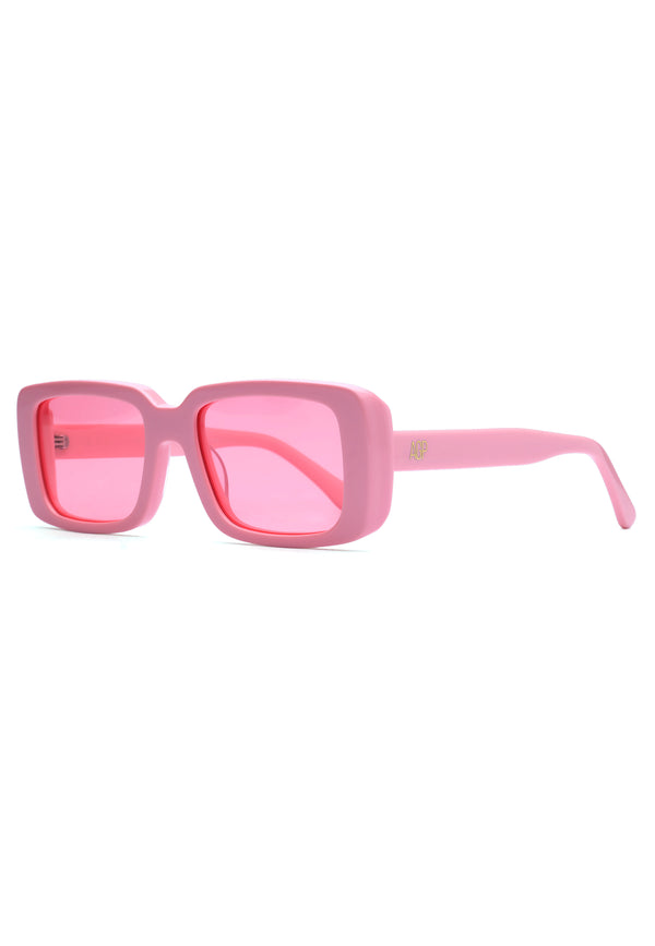 Lunettes de soleil rectangulaires audacieuses d'inspiration rétro